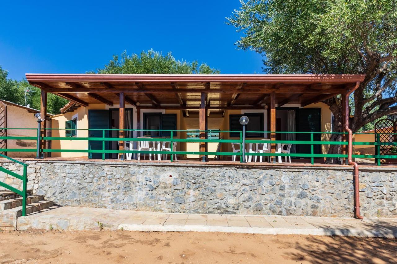 Villaggio Residence Pietra Grigia 卡梅罗塔的码头 外观 照片