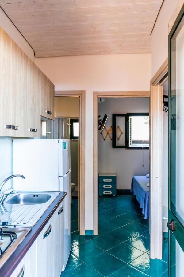 Villaggio Residence Pietra Grigia 卡梅罗塔的码头 外观 照片