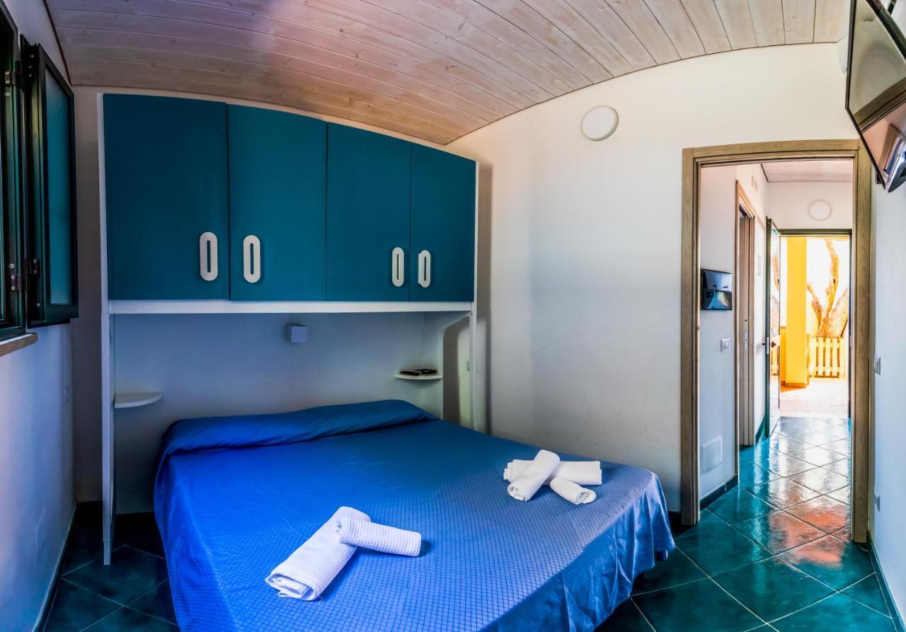 Villaggio Residence Pietra Grigia 卡梅罗塔的码头 外观 照片